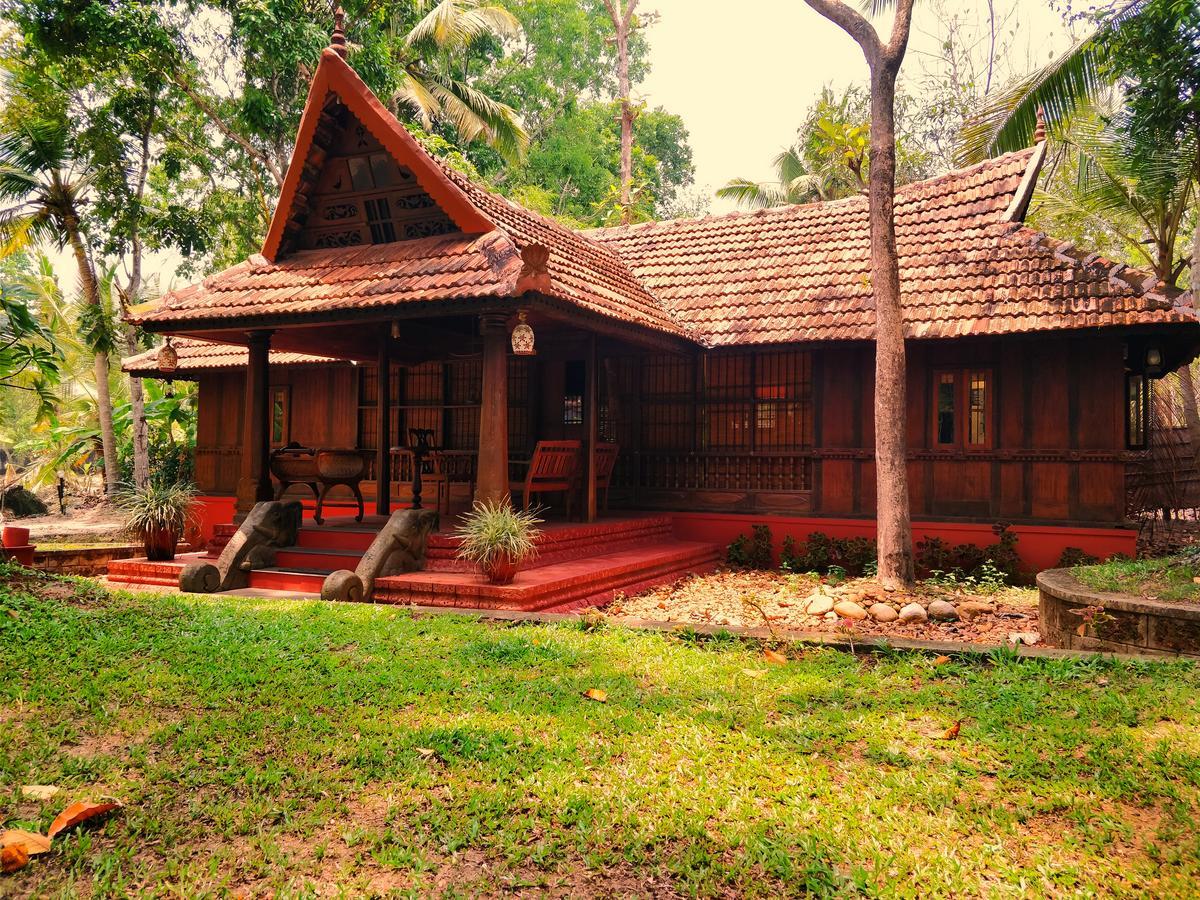 Palathra Heritage Mararikulam Ngoại thất bức ảnh